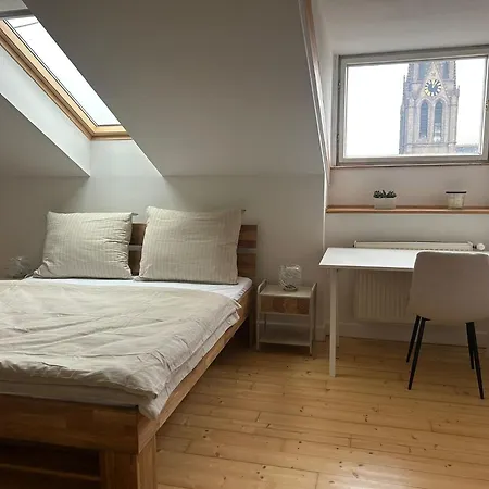 Náměstí Míru 13 Apartmán *